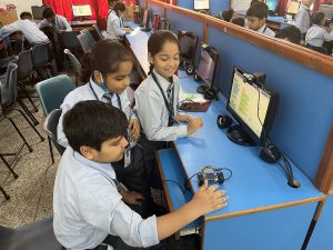 AI Coding and Robotics Skill Lab for School Kids